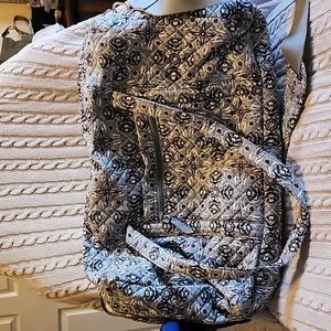 EUC Vera Bradley Lay Flat Duffel in Plaza Tile